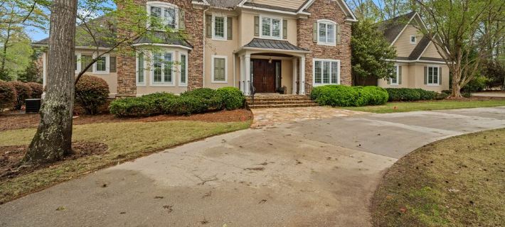 Lakefront with Pool, Hot Tub, Pontoon Boat & Movie Theatre Hotels in Putnam County
