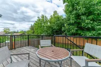 Wine Country Victorian - Two Kitchens - Walk to Town & Wineries
