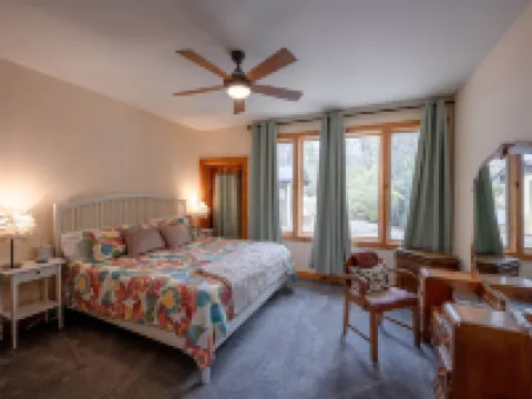 Bhakti Manor Creekside Home Hotels in Cowee