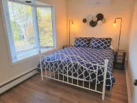 Serene Upstairs Apt. Walk to Town, Train, & Beach Ferry!