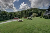 Golden Bear- lovely one bedroom with fireplace