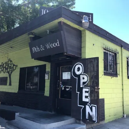 West Oakland Home Minutes from San Francisco - 3Br with Full Kitchen