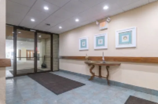 2b/2b Beachfront Oceanview with POOL