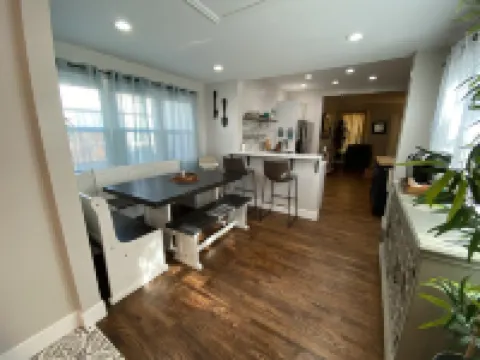 Cozy 3Br Littleton Home: 2Kings + Queen Beds /Pet Friendly/Walkable!