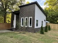 Perfectly located 2 bed/ 2 full bath/ 1 sofa bed. Near trails