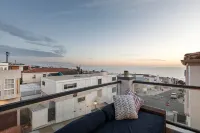 Luxury beach vacation - Ocean view bright and fun
