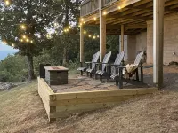 On Mt Nebo State Park Luxury Mountain Retreat with above The-Clouds Sunrise View