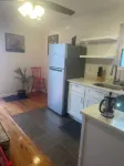 Charming cottage in Kenner with AC and WiFi. Enjoy your stay Hotels near Kenner