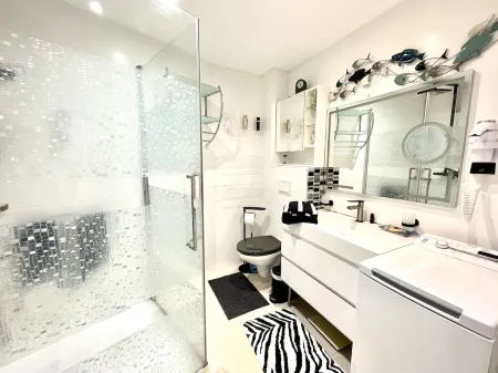 Le discret - Standing - Plage de Foncillon Отели в г. Руайан