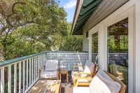 Quiet, Wooded Sanctuary - Shoals and Bhi Club Avail - Dog Friendly - 20% August
