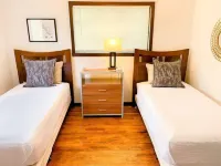 Good Vibes House - Centrally located, cozy house!