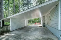 Convenient/Safe Location: Studio APT near WholeFoods