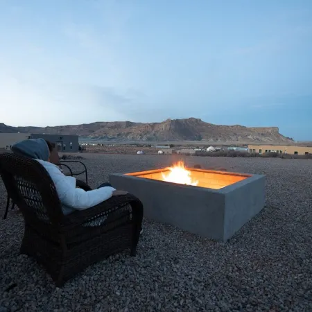 Lake Powell Sunrise Villa by Antelope Canyon - Firepit, Stargazing & Scenic View