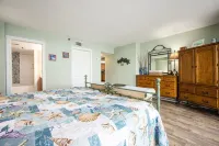 Emerald Surf # 505, Steps from the Beach! Hotel in zona Navarre Beach Sea Turtle Conservation Center