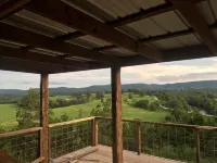 NEW! CJ's Crooked Hideaway-Secluded Cabin Near the White River Hotels in Marion County