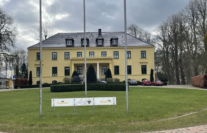 Fewo Ostseeblau, Pure Relaxation Near the Beach, for up to 4 People