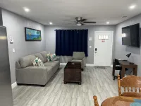 The perfect place very close to downtown and beaches! PETS ARE WELCOME!!