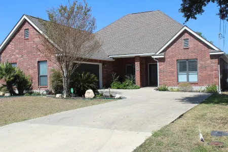 Welcome to The Oasis Pool Haus! Enjoy a private, luxury home with pool.