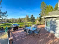 King Suite Chalet+on Golf Course+Walk to the Lake+Yosemite Basecamp