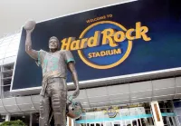 BOOK ME, 3mins to Hard Rock Stadium