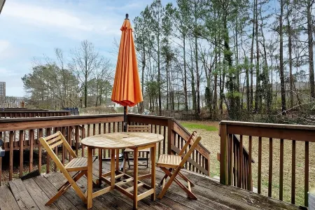 Relaxing 2 beds with 2 separate baths townhouse l Perfect for family or business