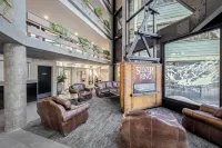 Top-Floor 2-Story Condo: Located at PCMR Base, Sleeps 10, Private Hot Tub