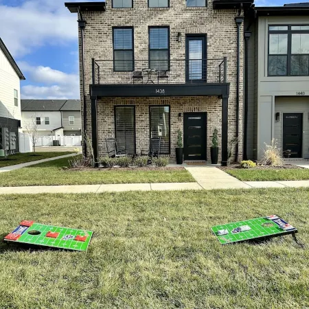 Hidden Retreat Luxury Townhome - 3 Bd/2.5Ba 1 Mi to I24, 5 Mi to Shopping & MTSU