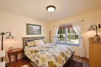 Charming 5BR Home in a Great Downtown Location