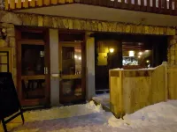 Les Mélèzes - Very beautiful Chalet 200m from the slopes of La Plagne - 12-15 pers. Hotels in Aime