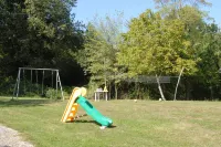 Villa in the green with private pool, garden, wi-fi for families and groups