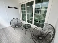 Beach apartment, Recently Renovated, With Balcony