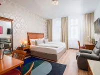 Best Western Plus Celebrity Suites 도나우 타워 주변 호텔