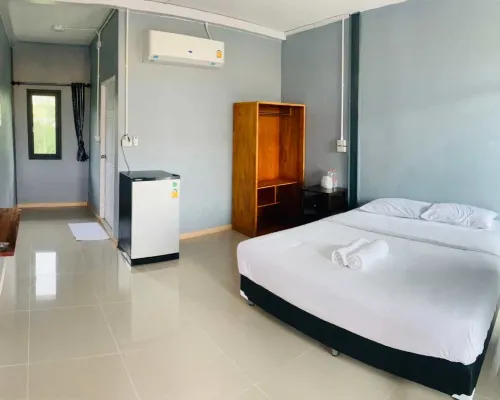 Baan Phitcha Pranburi 鄰近วังก์พง的酒店