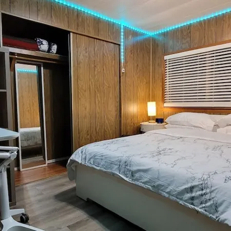 Penguin Cabin The Utmost Family Mt Rainier Getaway