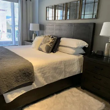 Location Location! Steps to Town Lift! Clean! Deer Valley & PC! Very Walkable!