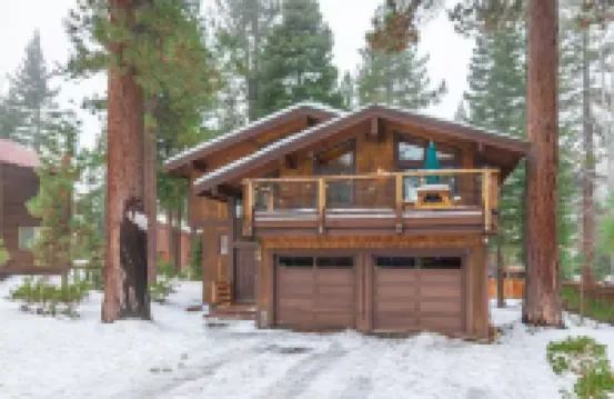 Roundridge Retreat - Dollar Point - Hot Tub - 2 Decks - BBQ - Fireplace