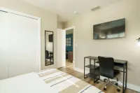 2 BR | Perfect for Long Term Stays | 2 miles to Beach Hotels near Orchid Beach