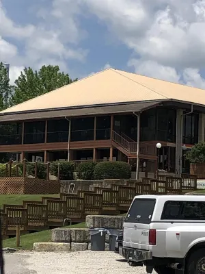 WALK-IN 2 Bedroom Sleeps 7! Lake View & Marina! 2 mi from Silver Dollar City