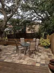 1ST STREET II BEACH HOUSE, UPDATED DOG FRIENDLY  FENCED IN YARD 1 BLOCK TO BEACH