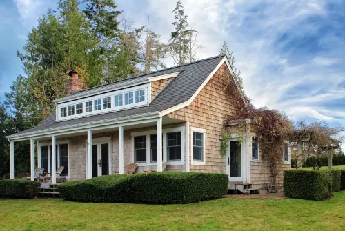 Beautiful Waterfront Cape Cod Style Beach Estate