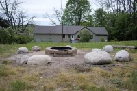 Bear Haven Cottage at Glen Lake Narrows