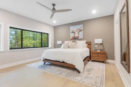 Charming 5 bed Mountain Home in National Preserve. Romantic peaceful getaway nea