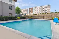Hawthorn Extended Stay by Wyndham Bedford - Dallas - Pools