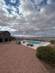 Heated Pool.Panoramic Views•4 Bed 2.5 Ba•Central Location