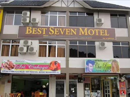 Best Seven Motel Отели рядом с достопримечательностью «Wat Koh Wanararm Langkawi»