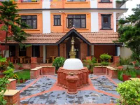 加內西西馬爾飯店 因陀羅廣場附近的飯店