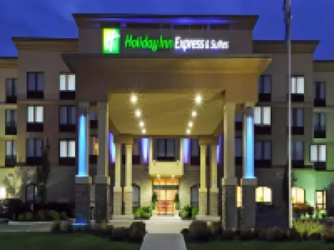 Holiday Inn Express & Suites BELLEVILLE by IHG Hoteles en Belleville
