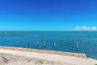 Salty Kisses Beach House