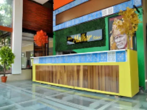 Hotel Malhar Palace