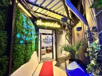 The Revett - Pet friendly